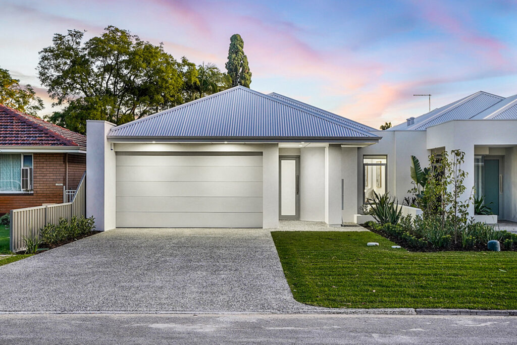 🏡 Brand New 4×2 House & Land Package in Two Rocks