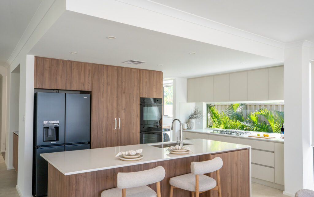 Live the Luxurious Coastal Lifestyle in Eden Beach