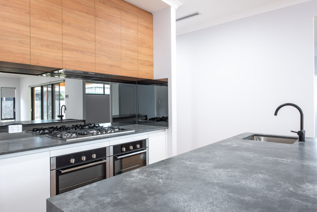 🌊 Live the Coastal Dream in Jindowie Estate, Yanchep! 🏡☀️