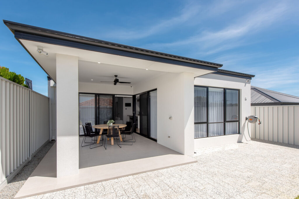 House and land package in Viveash